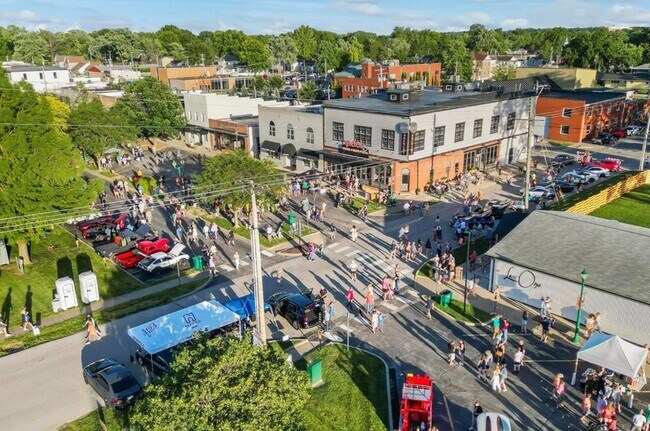 Foto del edificio - 821 N Cherry St