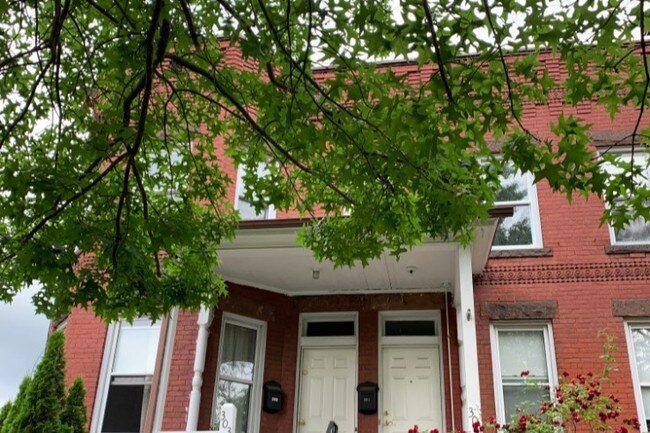 Foto del edificio - 301 Linden St