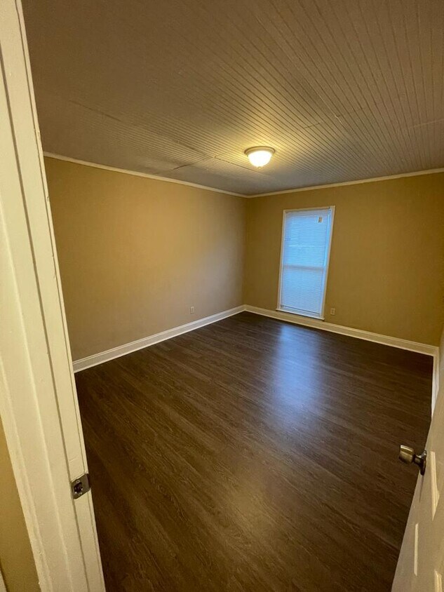 Bedroom - 1166 Booth Rd SW