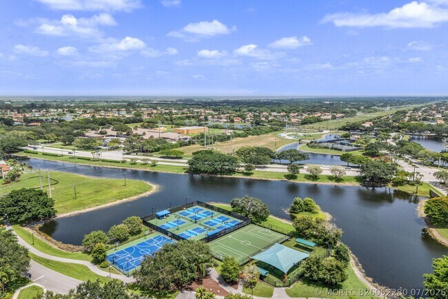 Building Photo - 10852 La Salinas Cir