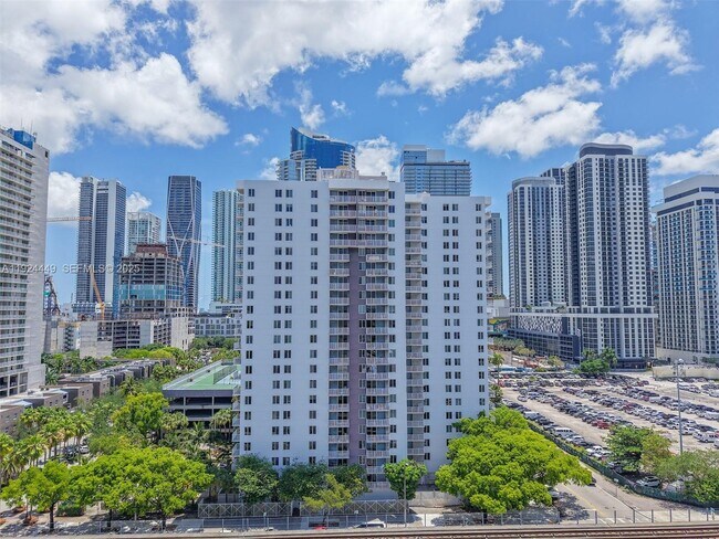 Foto del edificio - 850 N Miami Ave