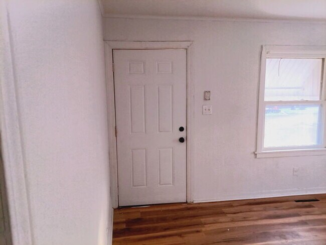 Building Photo - Completely Remodeled | Be the First to Live Here | Voucher Friendly