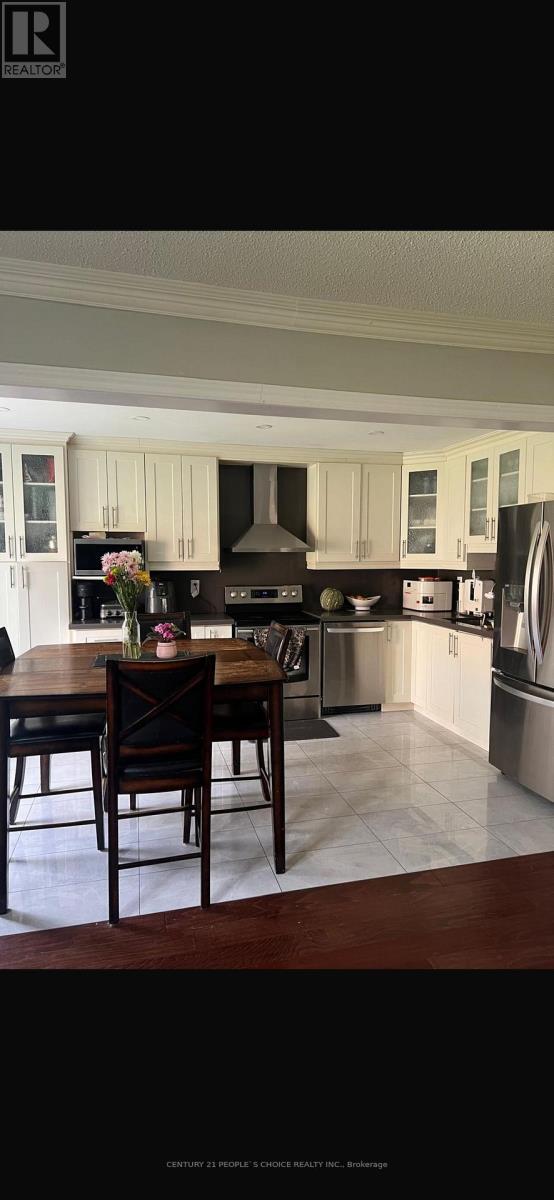 Building Photo - 35 Springview Dr