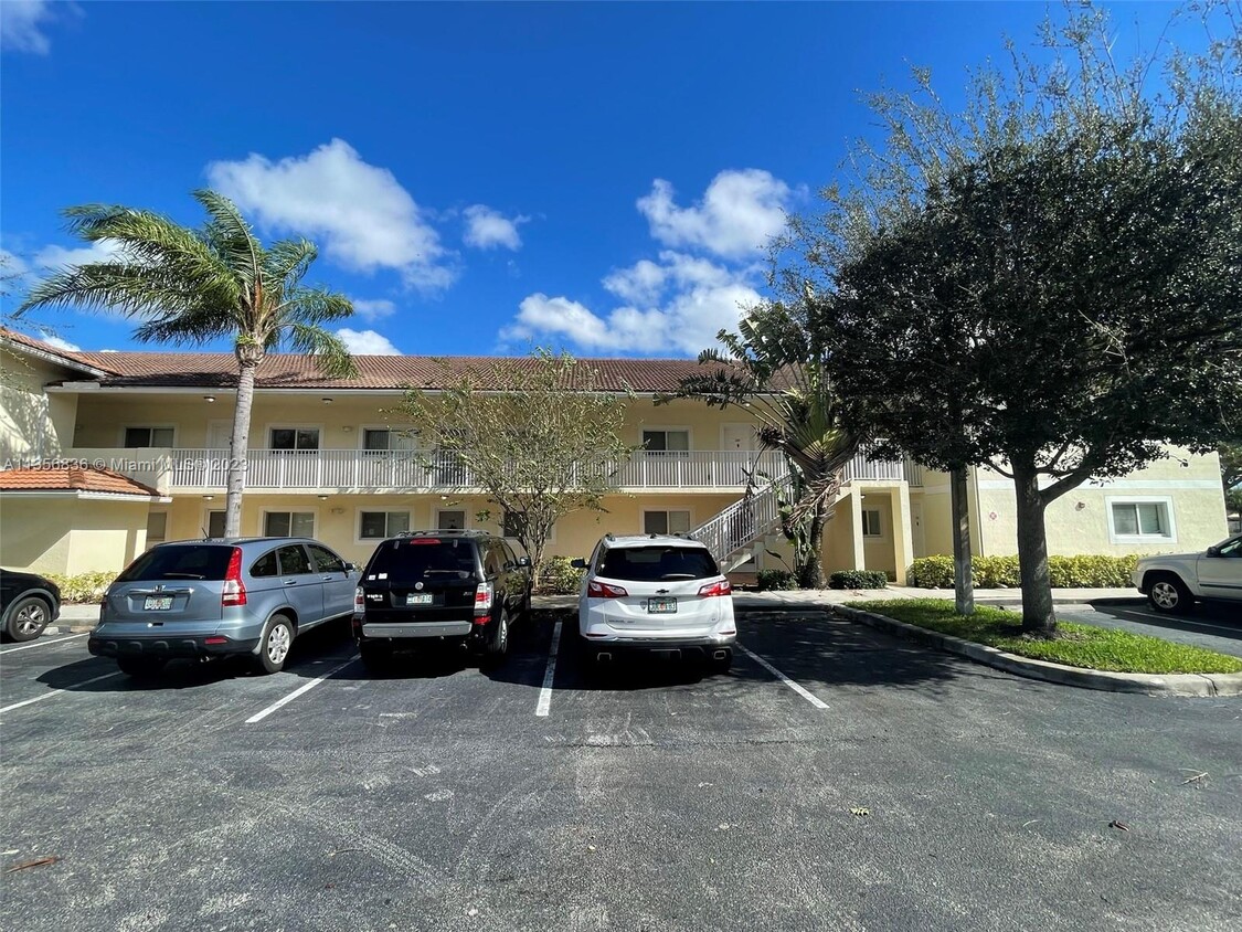 Cypress Trail Condominiums West Palm Beach