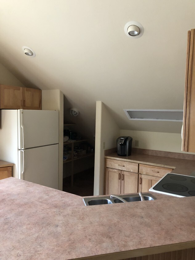 Kitchen - 6220 Rd 46