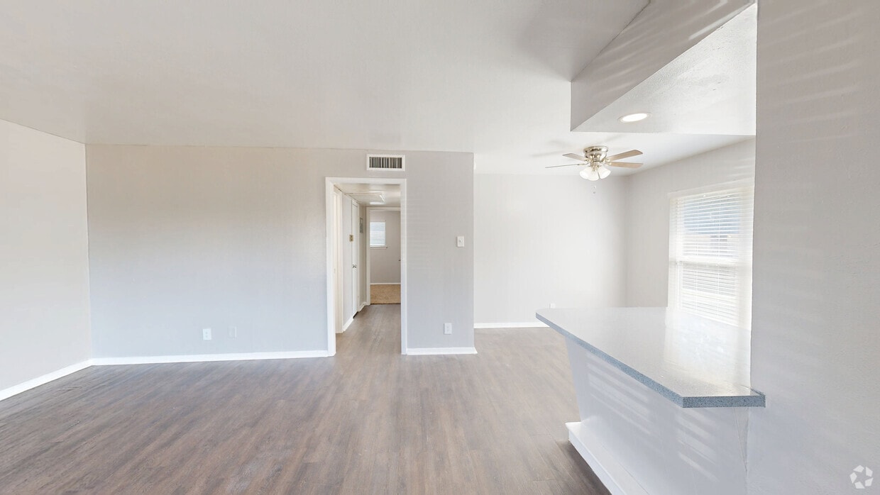 Photo - The Vine RG LLC Apartments