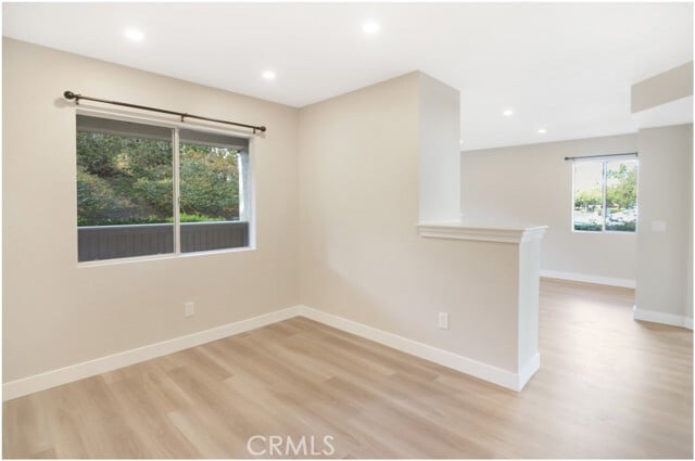 Foto del edificio - 64 Corniche Dr