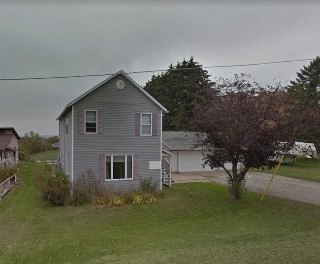 W2668 WI33 Unit W2668, La Crosse, WI 54601 Apartments at W2668 WI33 La Crosse, WI