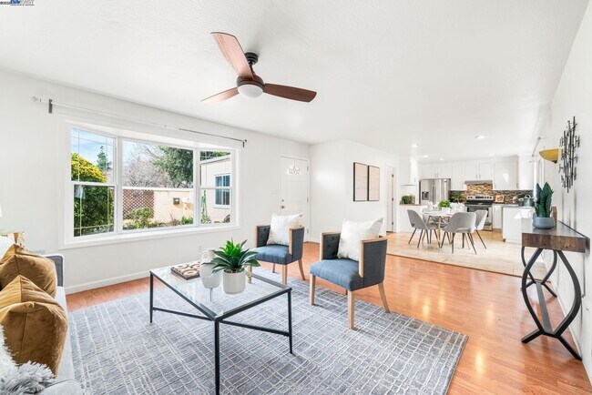 Foto del edificio - 2257 Goldcrest Cir