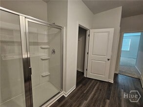 Building Photo - 145 Kraft Kove