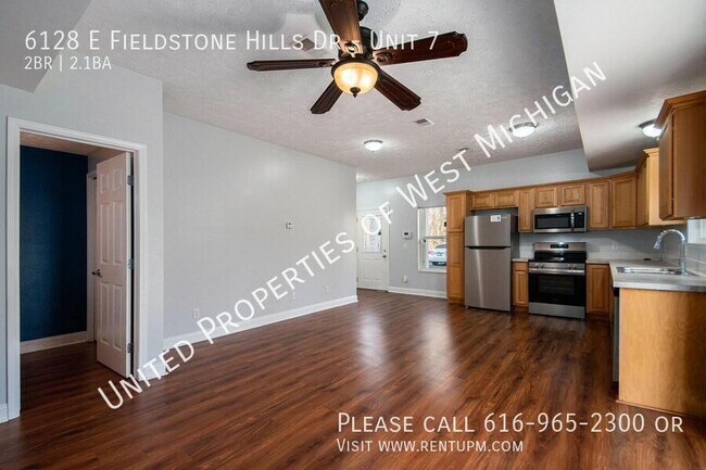 Foto del edificio - 6128 E Fieldstone Hills Dr