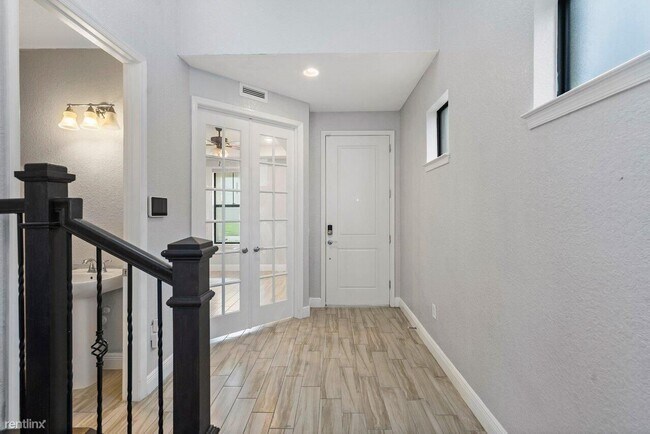 Building Photo - 4 br, 2.5 bath House - 4627 San Fratello Cir