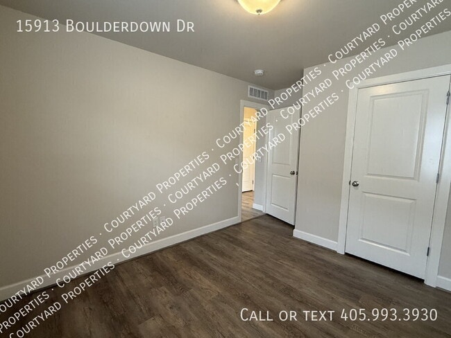 Photo - 15913 Boulderdown Dr House