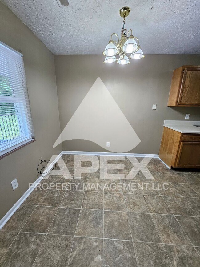 Foto del edificio - Spacious 1-Bd / 1-Ba Apartment In South Knoxville!