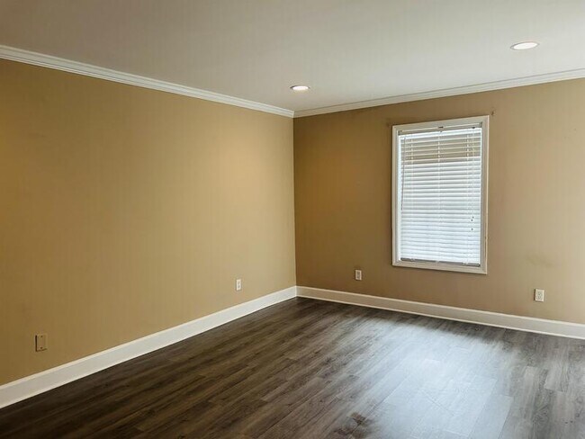 Foto del edificio - 3913 Overbrook Drive - 3C