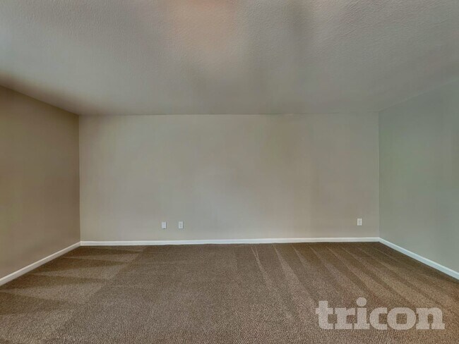 Foto del edificio - 201 Rustling Way