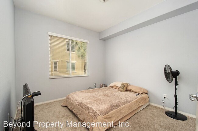 Foto del edificio - 2 br, 2 bath House - 4061 Sandton Ln.