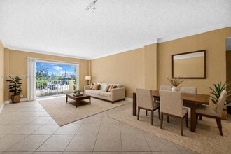 Building Photo - 1455 N Treasure Dr