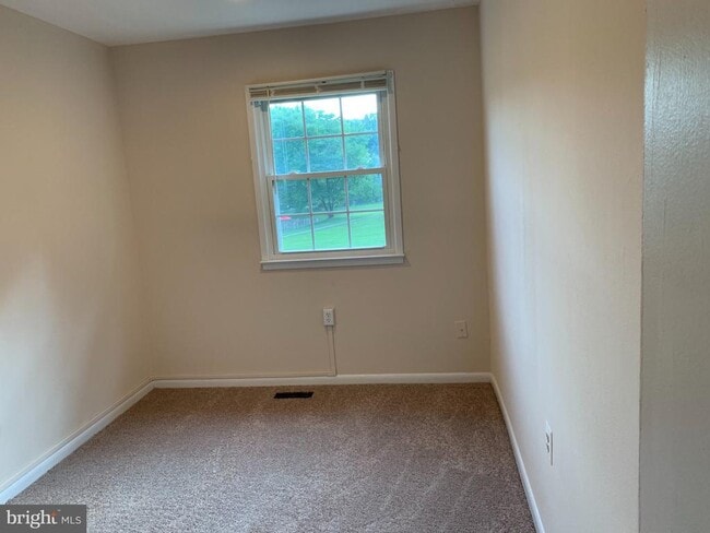 Building Photo - 14735 Endsley Turn
