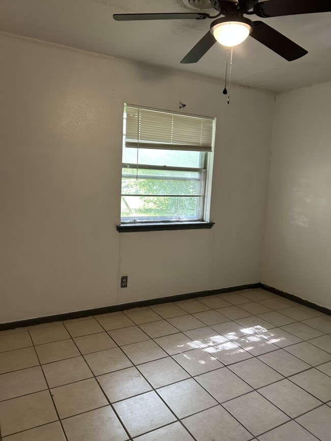 Foto del edificio - 1714 Avalon Rd