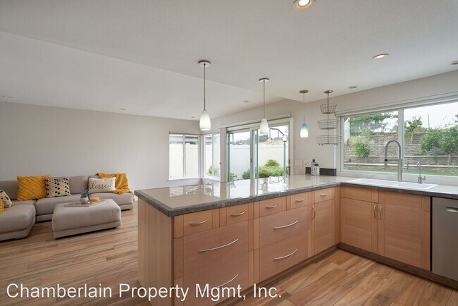 Foto del edificio - 4 br, 2.5 bath House - 1504 Valleda Lane