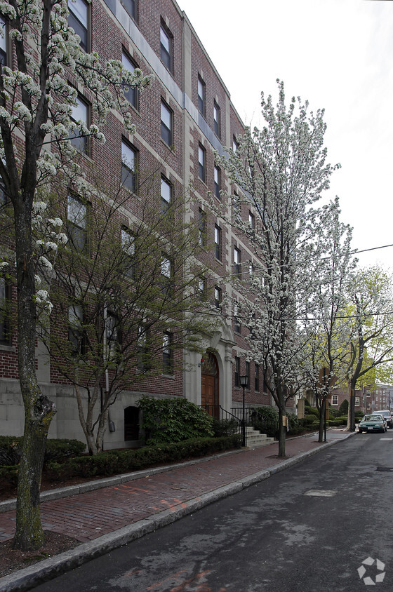 Primary Photo - Harvard University Housing