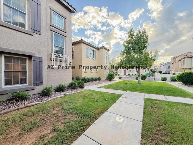 Photo - 5719 S 21st Terrace Townhome