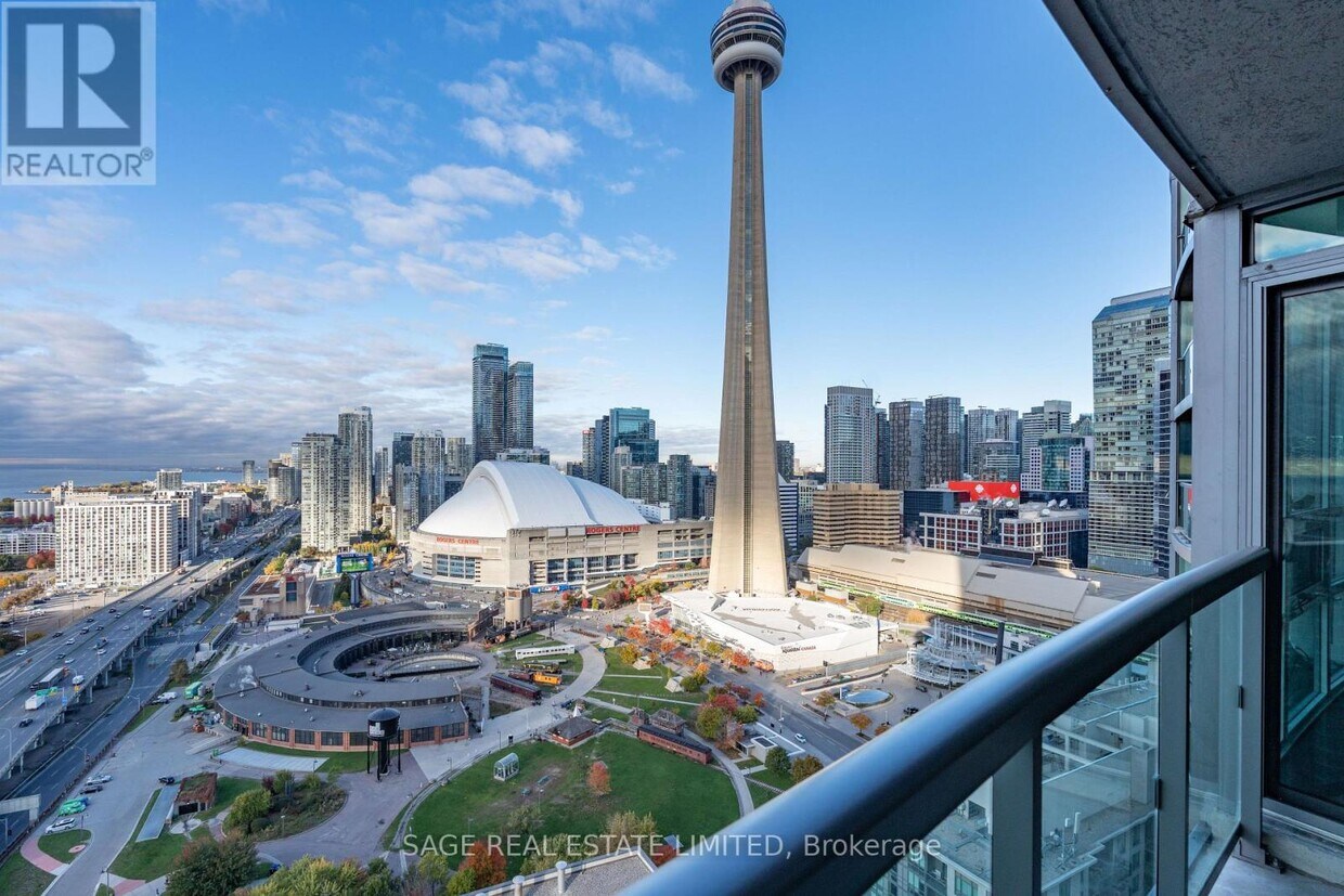 Primary Photo - 19 Grand Trunk Crescent