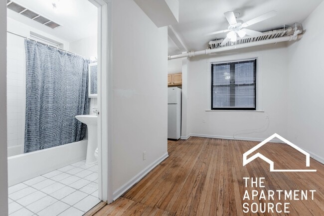 Building Photo - 638 W Arlington Pl