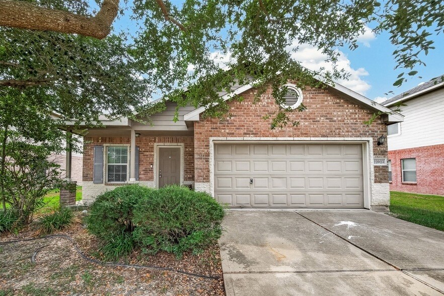 Photo - 22023 Westerpine Lane