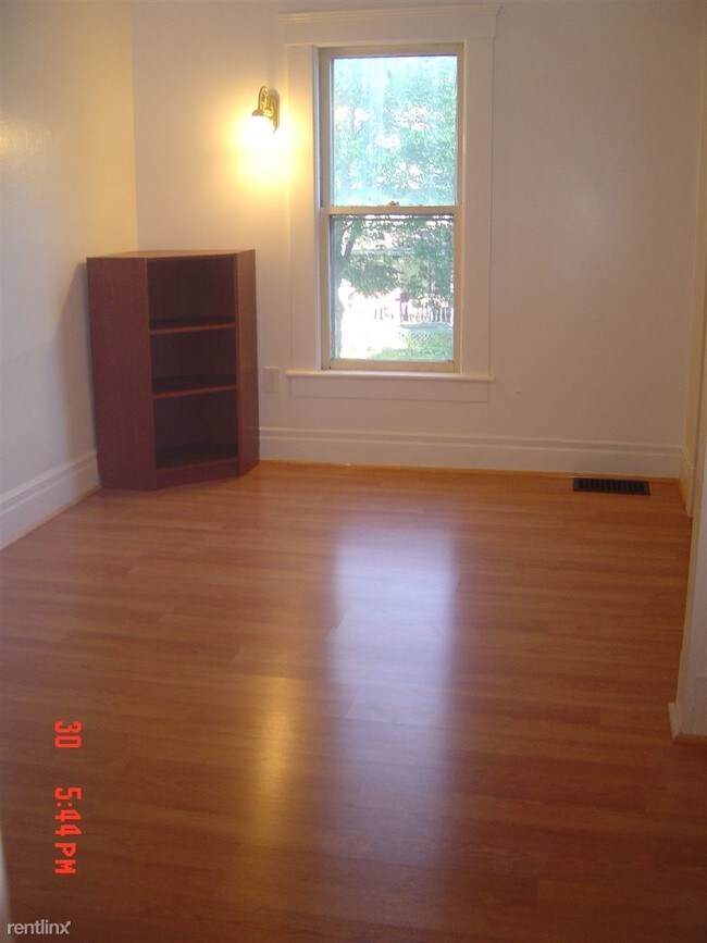 Building Photo - 1228 Prospect Ave