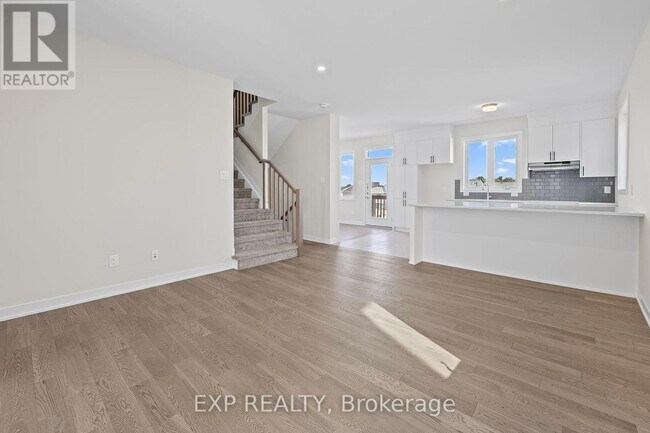 Building Photo - 126 Beebalm Cres