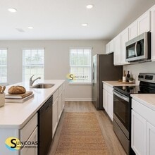 Building Photo - 3821 SW 43rd Ct