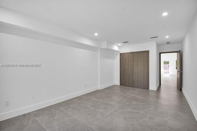 Foto del edificio - 7902 SW 67th Ave