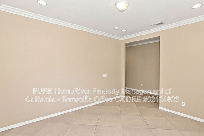 Foto del edificio - 34336 Coppola St