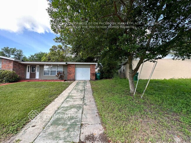 Building Photo - 1324 W Hartley Cir