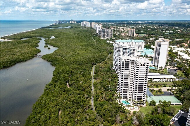 Foto del edificio - 5555 Heron Point Dr