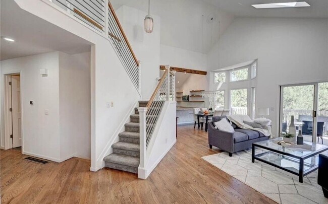 Foto del edificio - LUX 4BD, 3BA Genesee Mountain Home with 2-...