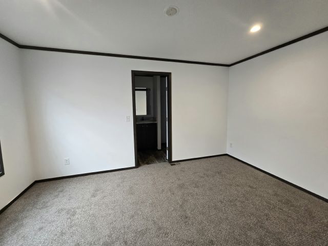 Foto del edificio - 128 115th Ln NE