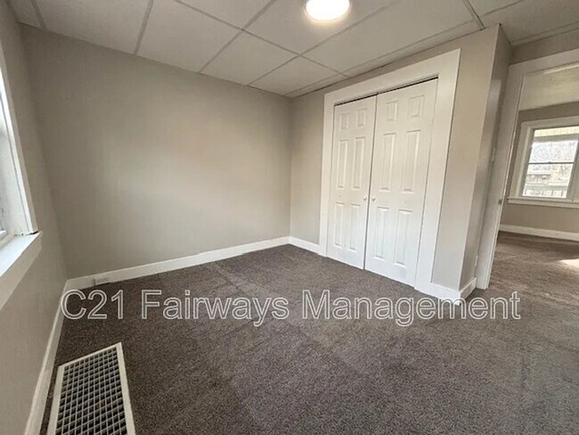 Foto del edificio - 344 2nd St