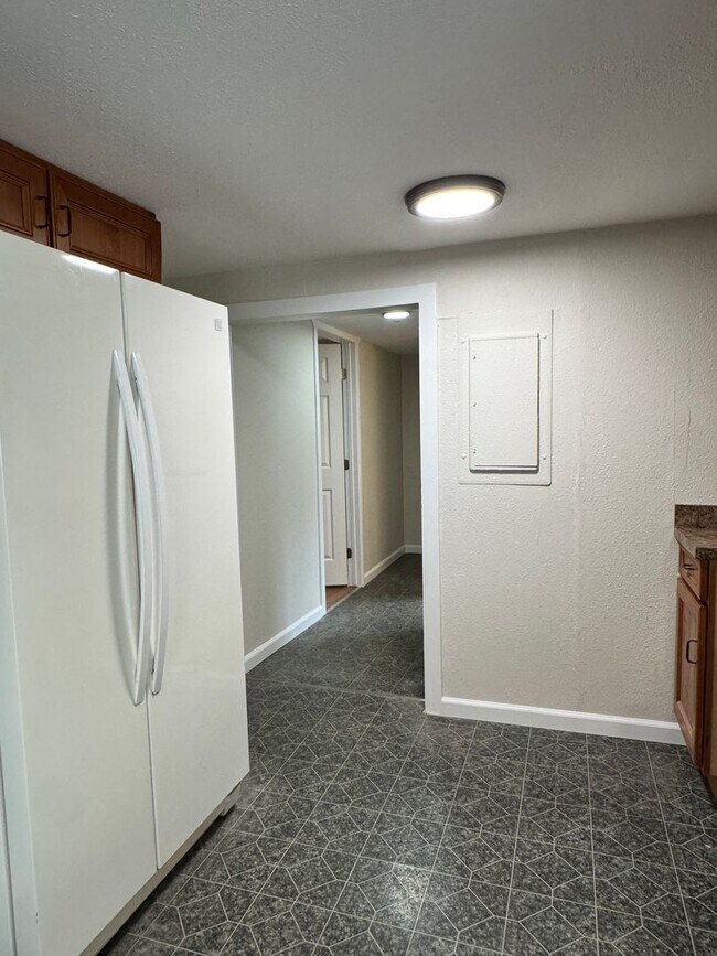 Foto del edificio - Selah remodeled 1 br, 1 ba home with washe...