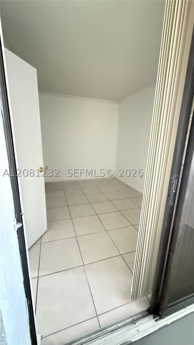 Building Photo - 8365 SW 152nd Ave
