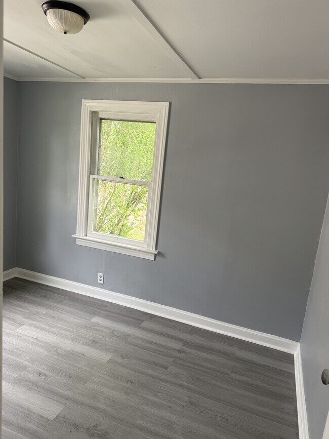 Foto del edificio - 950 Riverview St NW