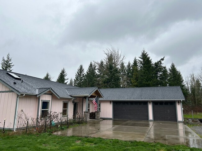 Foto del edificio - 4 Bedroom Home in Mountain Vista Community!