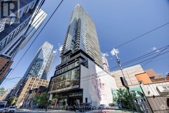 Building Photo - 290-3290 Adelaide St W
