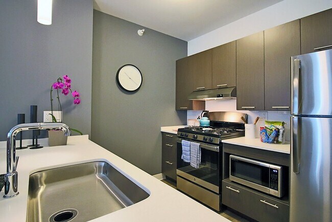 Foto del edificio - 632 N Wells St