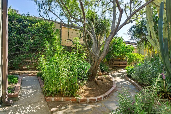 Foto del edificio - Gorgeous North Park Home! DEN! NEW AIR CON...