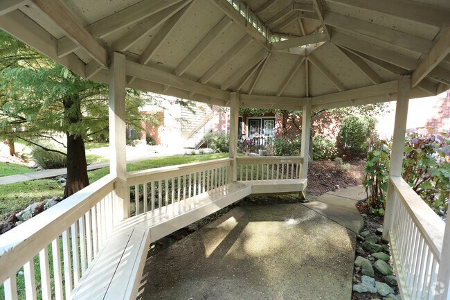 Aspenwood Apartments Louisville Ky Apartments Com