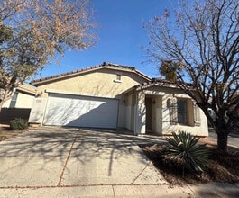 Building Photo - 3643 E Constitution Dr