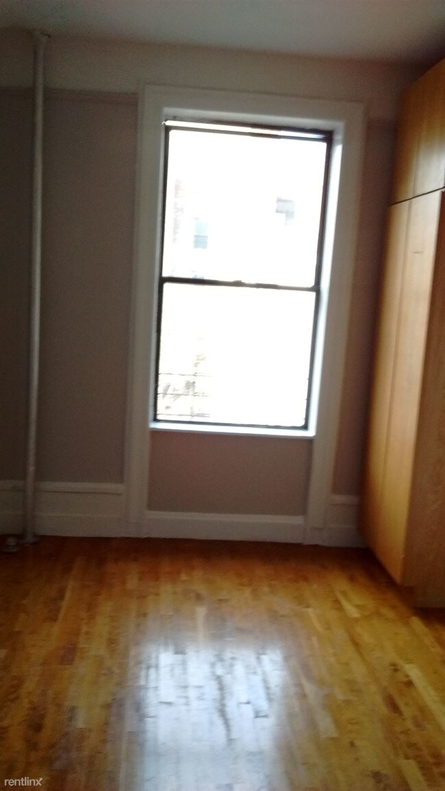 Building Photo - 2 br, 1 bath  - 606 W 146th St